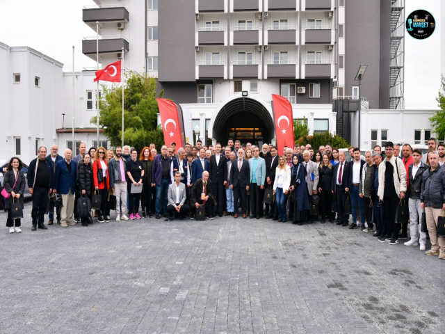 Başkan Akın, basın mensuplarıyla bir araya geldi