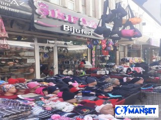 KALİTELİ BOL ÇEŞİT ÜRÜNLERİ İLE GÖZ KAMAŞTIRIYOR