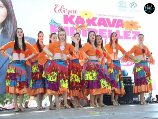 Kakava ateşi binlerce kişinin katımıyla yakıldı
