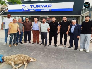 AKÇAY TURYAP GAYRİMENKUL SAHİBİ TANJU COŞGUN YENİ OFİSİNDE KURBAN KESTİ