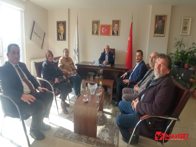 EDREMİT AK PARTİ’YE ZİYARETTE BULUNDULAR
