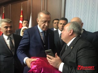CANBEY, CUMHURBAŞKANIMIZLA YAPILAN TOPLANTIDA BALIKESİR’İ GÜNDEME TAŞIDI