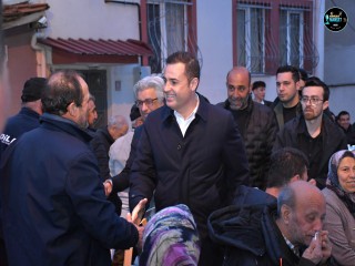 BAŞKAN AKIN 2.SAKARYA MAHALLESİ'NDE İFTAR YAPTI